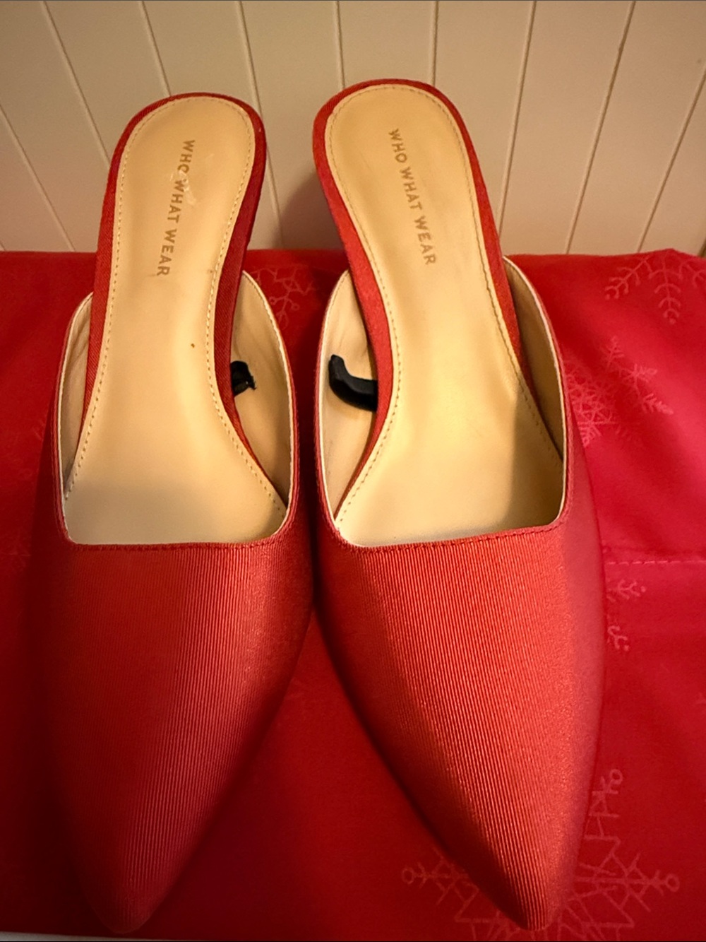 Who What Wear CoCo Kitten Red Pointed-Toe Slip-On Mules with Low Heel